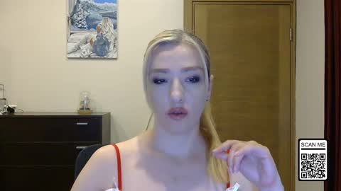 Alina online show from October 2025 02:34:01 PM