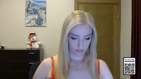 Alina online show from November 2025 02:49:01 PM