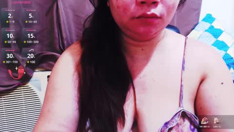 Snapshot of wildhotasianx chatting on March 2025 01:17:01 PM wildhotasianx online show from March 2025 01:17:01 PM