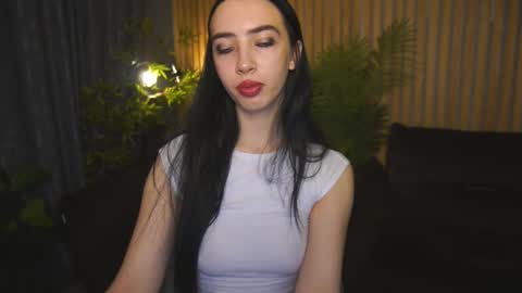 Snapshot of wildkittenx_ chatting on October 2025 05:51:01 AM Alena online show from October 2025 05:51:01 AM