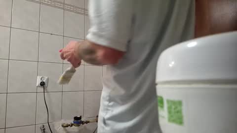 wildmike93 online show from November 2025 04:05:01 PM