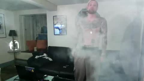 Snapshot of wildrobjr9 chatting on February 2025 04:15:02 AM RobBangz online show from February 2025 04:15:02 AM