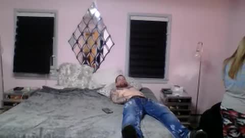 Snapshot of wildrobjr9 chatting on February 2025 04:03:02 AM RobBangz online show from February 2025 04:03:02 AM