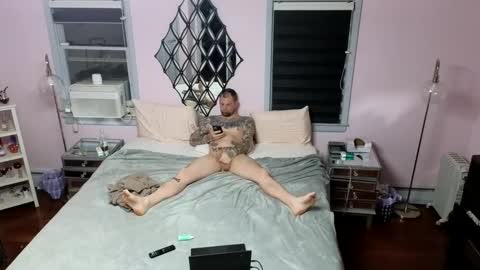 Snapshot of wildrobjr9 chatting on March 2025 01:21:02 AM RobBangz online show from March 2025 01:21:02 AM