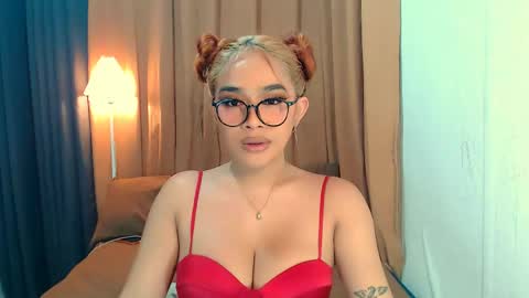 Snapshot of wildsassy0719 chatting on May 2026 12:10:01 PM shea online show from May 2026 12:10:01 PM