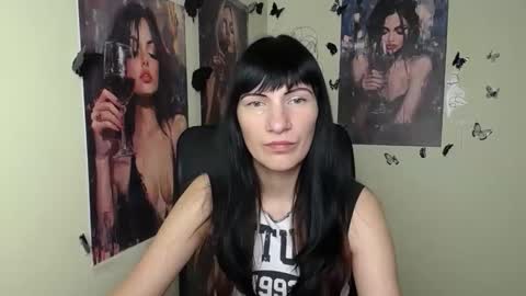 Snapshot of wildsoul8 chatting on April 2026 12:03:02 PM Rosalinda online show from April 2026 12:03:02 PM