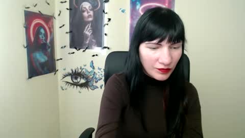 Snapshot of wildsoul8 chatting on April 2026 07:19:01 AM Rosalinda online show from April 2026 07:19:01 AM