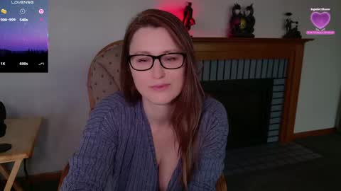 Snapshot of wildsouthernpeach chatting on April 2026 04:22:01 PM Ivy online show from April 2026 04:22:01 PM