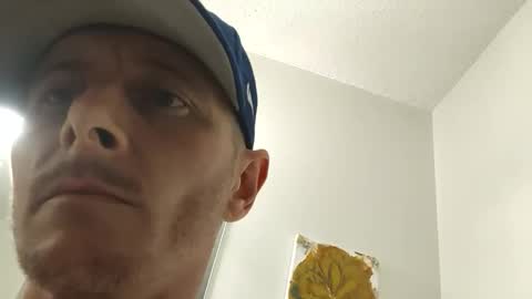 Snapshot of wildwood609 chatting on April 2026 08:31:02 AM wildwood609 online show from April 2026 08:31:02 AM