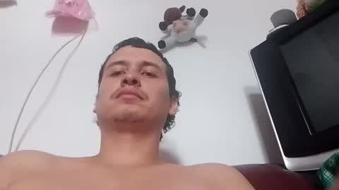 Snapshot of wilian77 chatting on April 2026 06:41:01 PM wilian77 online show from April 2026 06:41:01 PM