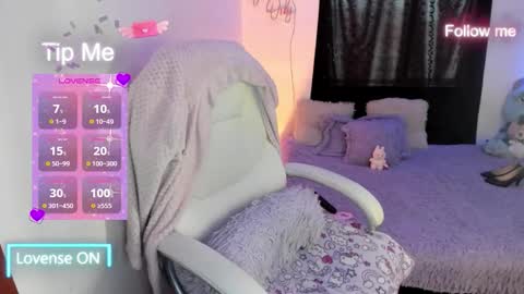 sofia and will online show from September 2025 11:33:02 AM