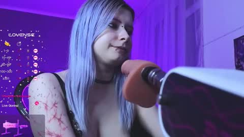 Your virtual girlfriend online show from February 2025 06:15:02 PM