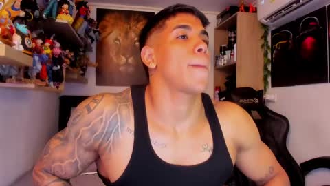 Snapshot of william_dracko9 chatting on April 2026 06:42:02 AM Dracko online show from April 2026 06:42:02 AM