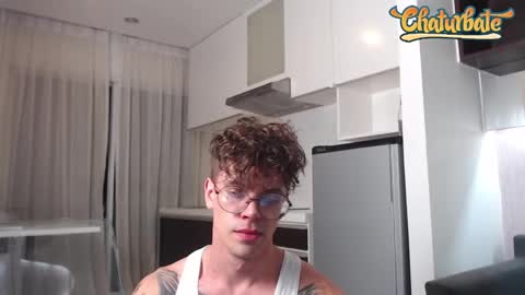 Snapshot of william_henry_a chatting on December 2024 01:39:01 PM William online show from December 2024 01:39:01 PM