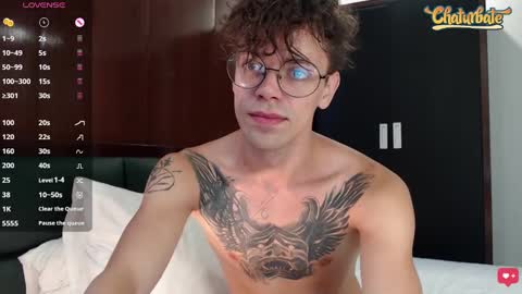 Snapshot of william_henry_a chatting on December 2024 09:22:02 AM William online show from December 2024 09:22:02 AM
