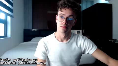 Snapshot of william_henry_a chatting on January 2025 05:59:02 AM William online show from January 2025 05:59:02 AM