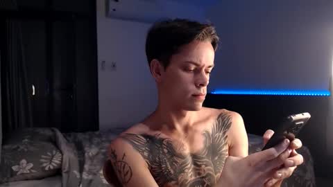 Snapshot of william_henry_a chatting on October 2025 12:00:02 AM William online show from October 2025 12:00:02 AM