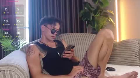 Snapshot of william_henry_a chatting on July 2026 05:57:01 AM William online show from July 2026 05:57:01 AM