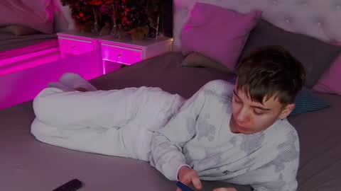 will online show from January 2025 10:19:01 PM