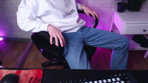 will online show from January 2025 10:45:01 PM