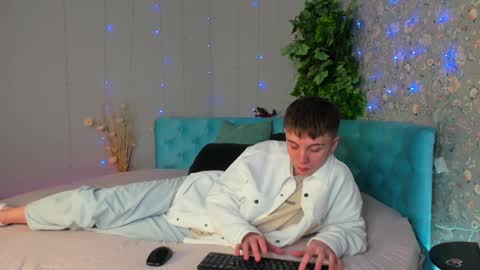 will online show from January 2025 08:06:02 PM