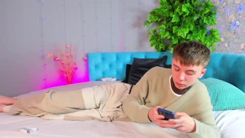 will online show from January 2025 04:41:02 AM