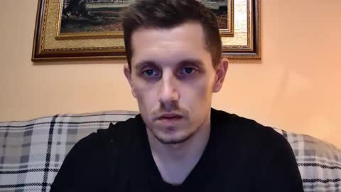 Snapshot of williamarron93 chatting on December 2025 01:43:02 AM williamarron93 online show from December 2025 01:43:02 AM