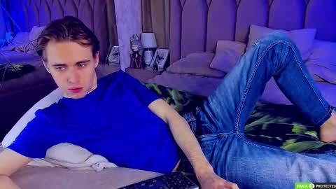 Snapshot of williamdyson chatting on November 2025 04:23:02 AM William online show from November 2025 04:23:02 AM