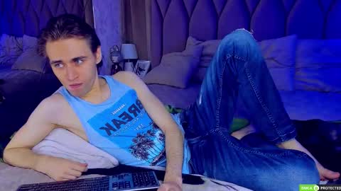 Snapshot of williamdyson chatting on November 2025 03:06:01 AM William online show from November 2025 03:06:01 AM