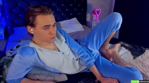 Snapshot of williamdyson chatting on December 2025 03:55:01 AM William online show from December 2025 03:55:01 AM