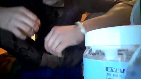 Snapshot of willinganalslut13 chatting on January 2025 09:51:02 PM willinganalslut13 online show from January 2025 09:51:02 PM