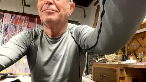 Snapshot of willirob chatting on April 2026 05:14:01 PM William online show from April 2026 05:14:01 PM