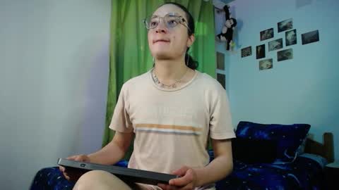 willmonkey online show from October 2025 02:39:02 AM