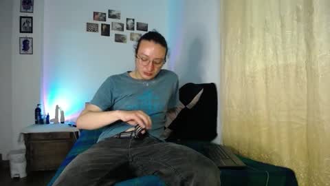 Snapshot of willmonkey chatting on March 2026 02:17:01 AM willmonkey online show from March 2026 02:17:01 AM