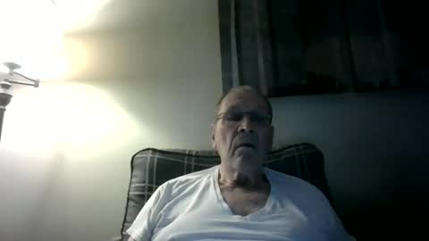 Snapshot of willnedoher chatting on October 2025 12:35:02 PM Willhedoher online show from October 2025 12:35:02 PM