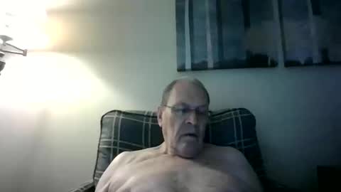 Snapshot of willnedoher chatting on October 2025 02:59:02 PM Willhedoher online show from October 2025 02:59:02 PM