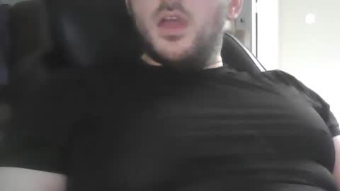 willywildcat420 online show from December 2024 11:00:01 PM