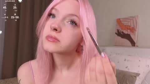 Snapshot of wilonebute chatting on January 2026 01:07:02 AM Mary online show from January 2026 01:07:02 AM