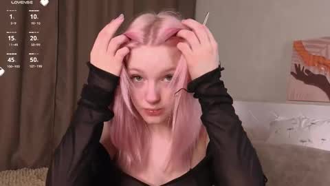 Snapshot of wilonebute chatting on January 2026 01:11:01 AM Mary online show from January 2026 01:11:01 AM