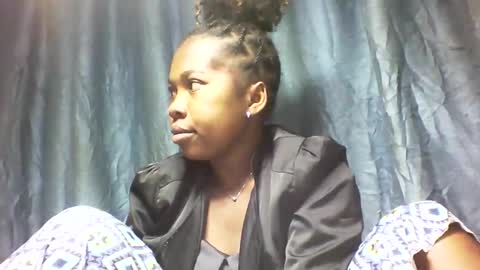 Snapshot of wilsazz chatting on April 2026 05:27:02 AM wilsazz online show from April 2026 05:27:02 AM