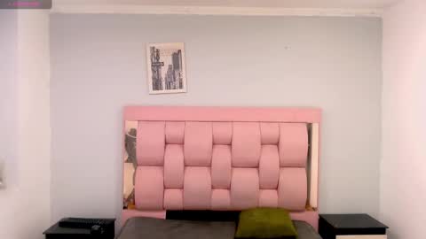 Wiltom online show from October 2025 10:58:02 PM