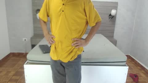 Wiltom online show from November 2025 04:11:02 PM