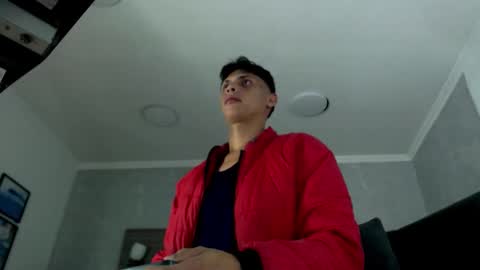 Wiltom online show from December 2025 03:48:01 AM