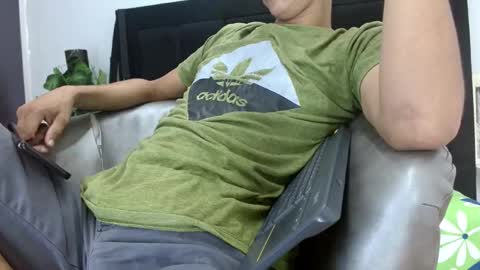 Wiltom online show from December 2025 07:20:01 PM