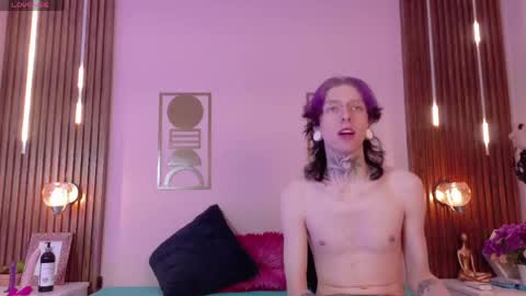 Winchester Hanna online show from April 2026 08:55:02 PM