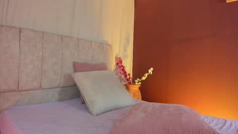 Wini Fer online show from September 2025 04:30:02 PM