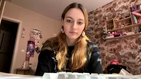 Snapshot of winifredfeuerstein chatting on May 2026 08:08:01 AM Alya online show from May 2026 08:08:01 AM
