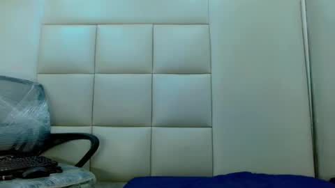 WinnyBarness online show from October 2025 02:23:02 PM