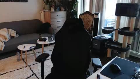 Snapshot of winnydepooh chatting on November 2025 08:31:01 AM cream36 online show from November 2025 08:31:01 AM