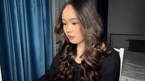 Snapshot of winterluchini chatting on March 2026 05:52:02 PM Amina online show from March 2026 05:52:02 PM